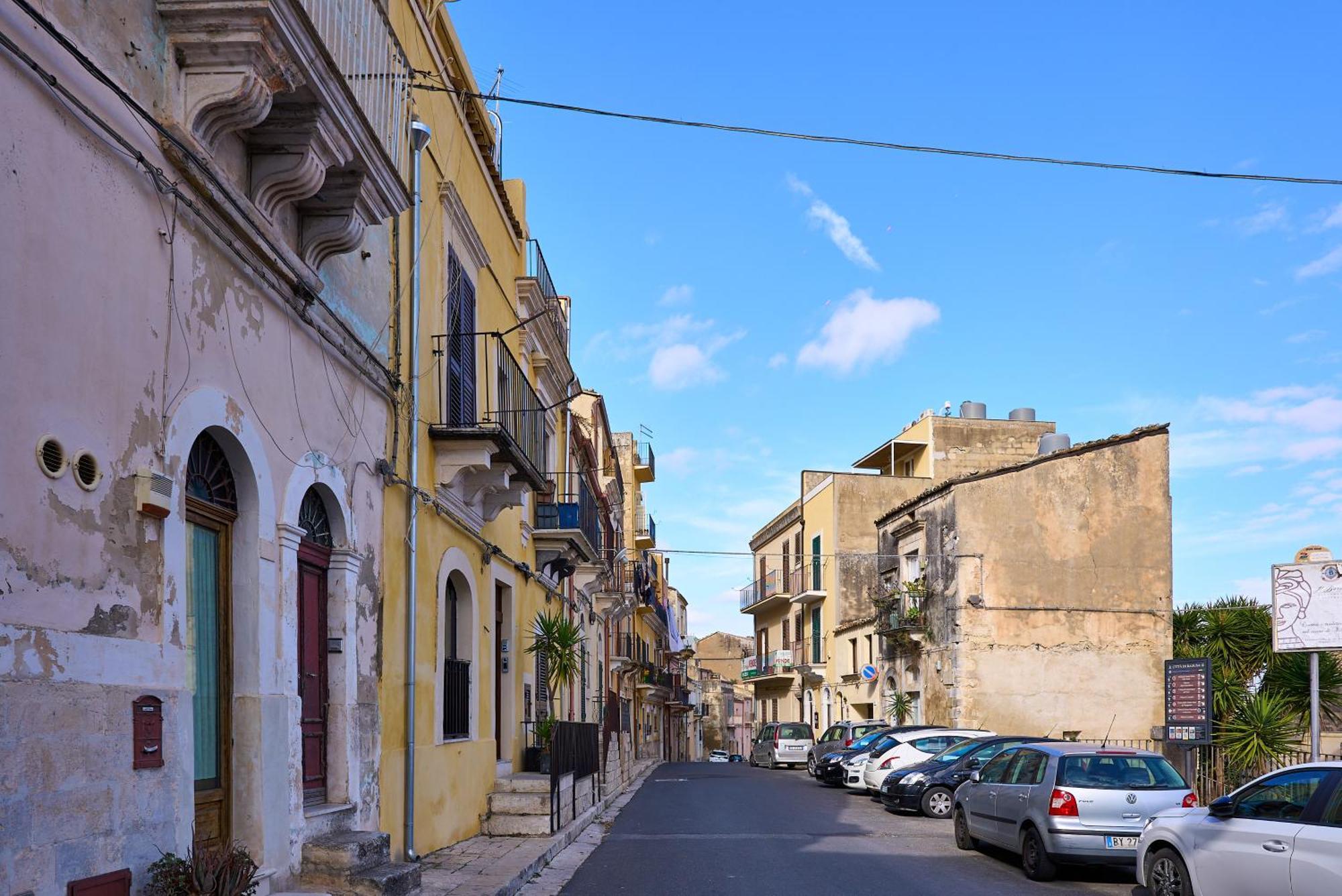 Le Scale Sul Barocco Hotel Ragusa Exterior photo